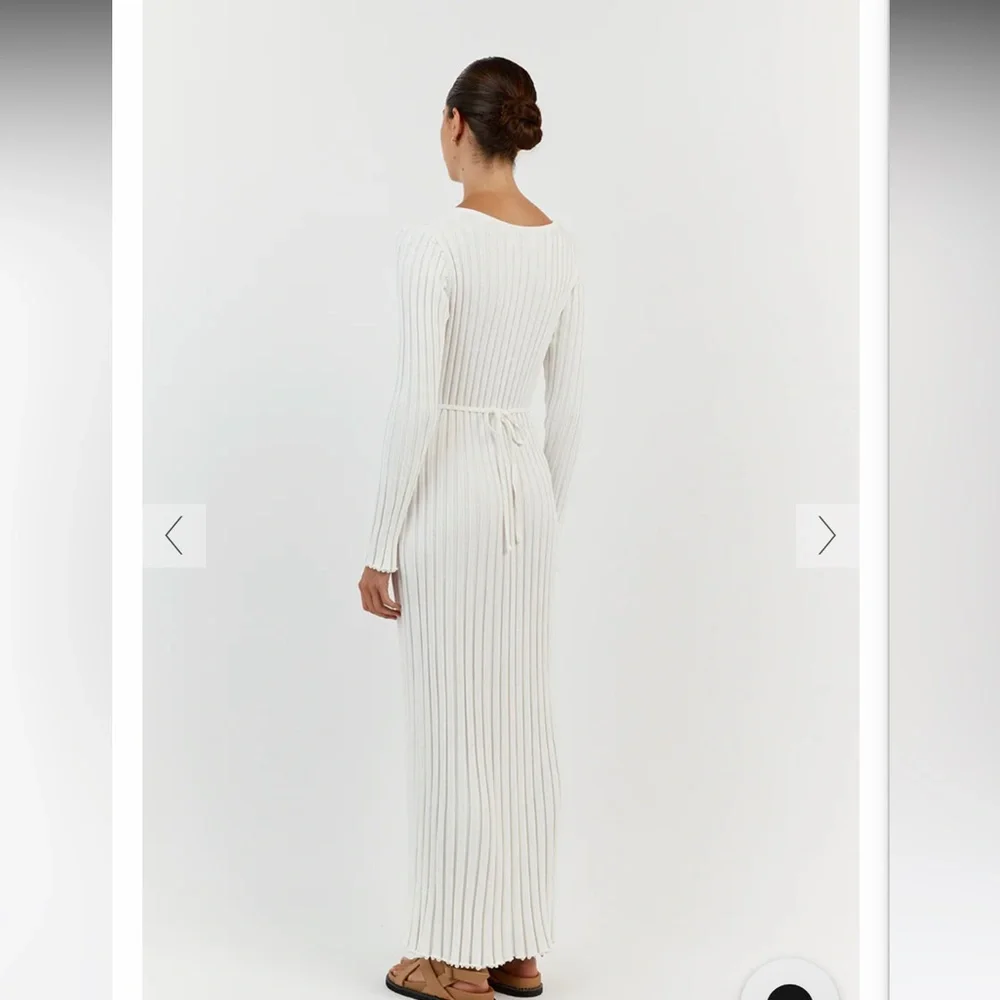 DISSH White Pleated Midi Dress - Picture 8 of 16